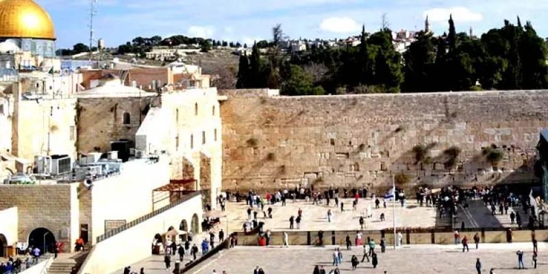 Kotel wailing wall