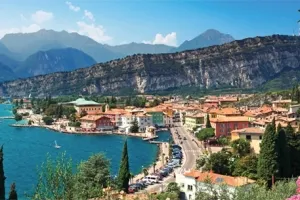 Thumbnail_lake como italy1